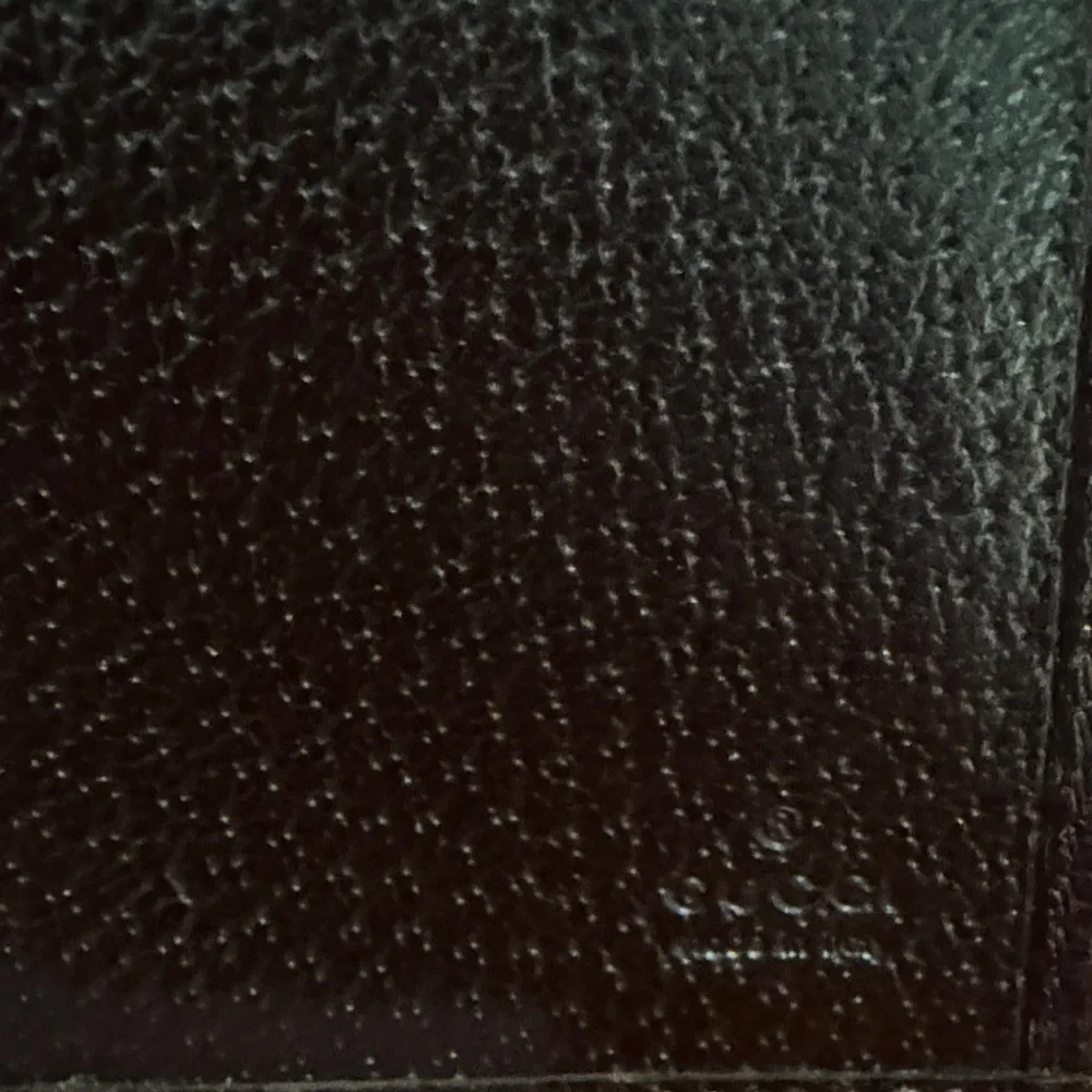 Gucci Tan and Dark Brown Monogram Wallet - Picture 5 of 10